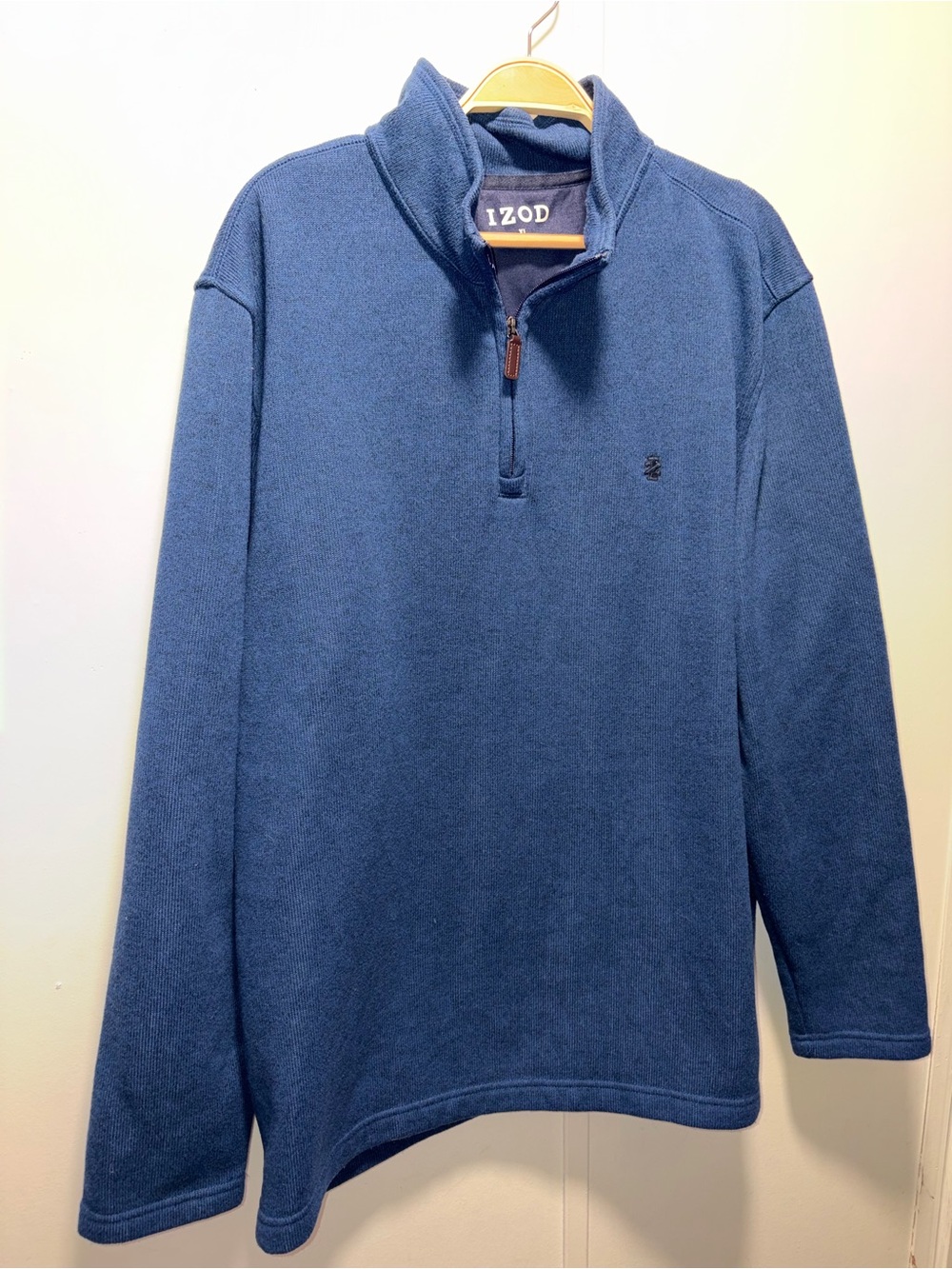 IZOD Men's Blue Quarter-Zip Fleece Pullover